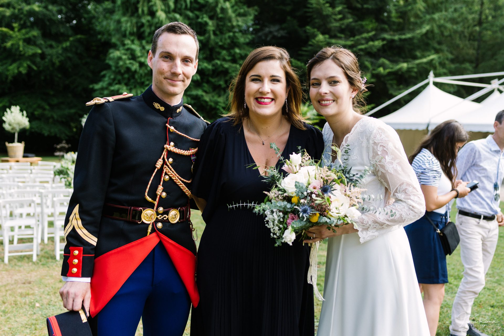 sterenn-officiante_ceremonie-laïque-bretagne-rennes-Elsa-Jean-Baptiste-mariés