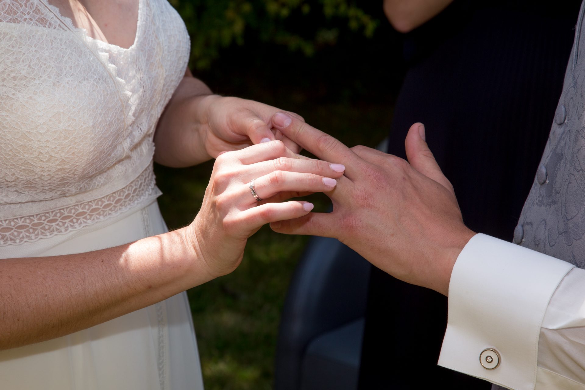 Aurélie et Hugues - mariage Puits de Jeanne - Ceremonie - Chevaux - mer