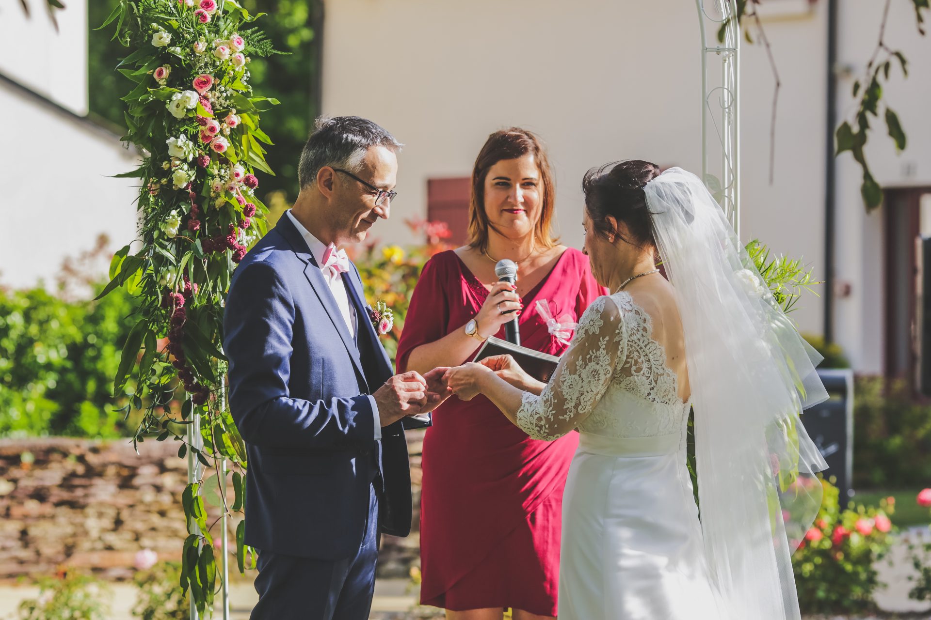 Sterenn Officiante cérémonie mariage Laurence et Philippe Domaine de La Pommeraie