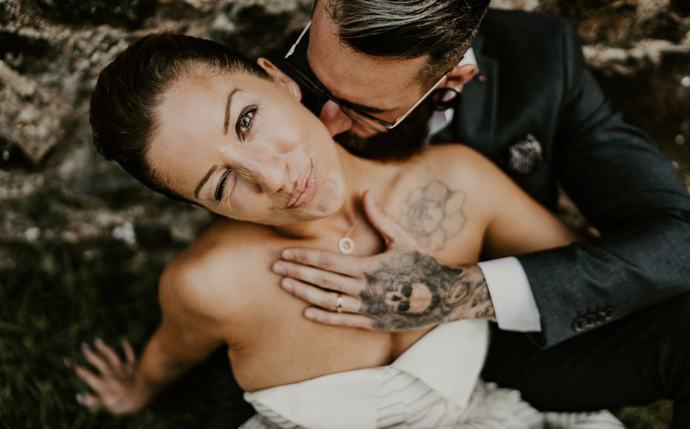 Sterenn-Ceremony-shooting-rock-Keravel-Mariage-Bretagne-cérémonie-laïque